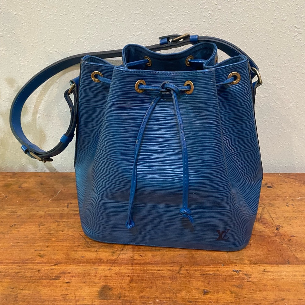 Authentic Louis Vuitton EPI Blue Bucket Bag